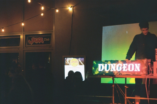 1 Dungeon JazzClub Metro